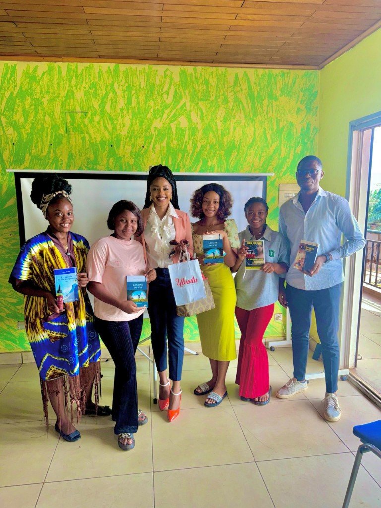 Ubuntu book event with Leçons de Vie and community leaders